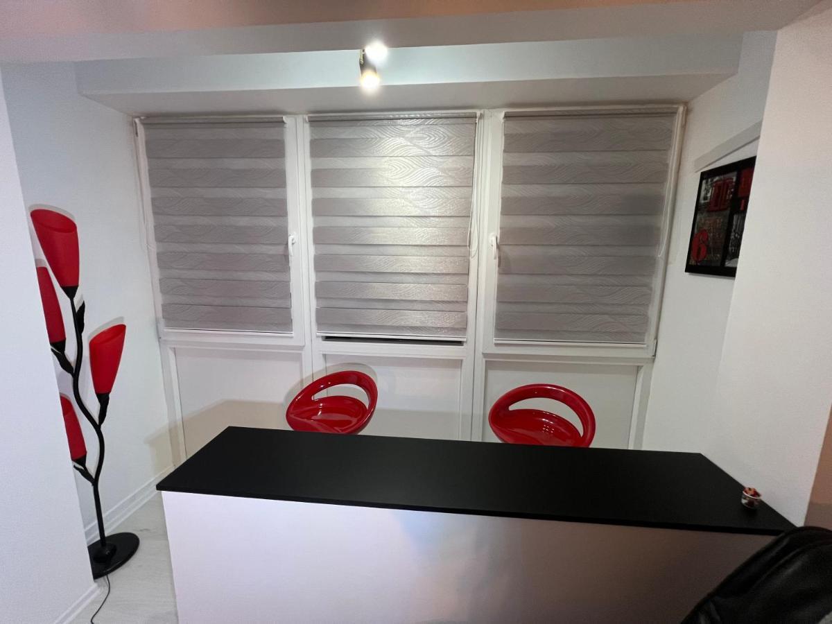 Apartman Paola - Massage Chair- 0-24 Self Check In Out- Zupanja Exterior photo